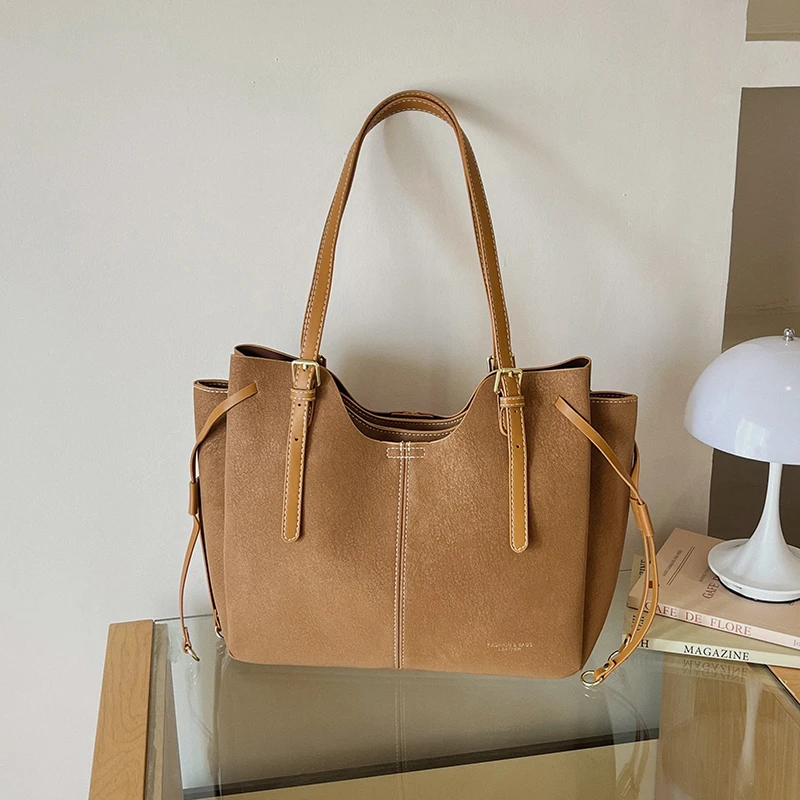 Lüks Kadın Püsküllü Omuz Çanta - Leatherwork Designs incelemesi ve fiyatı