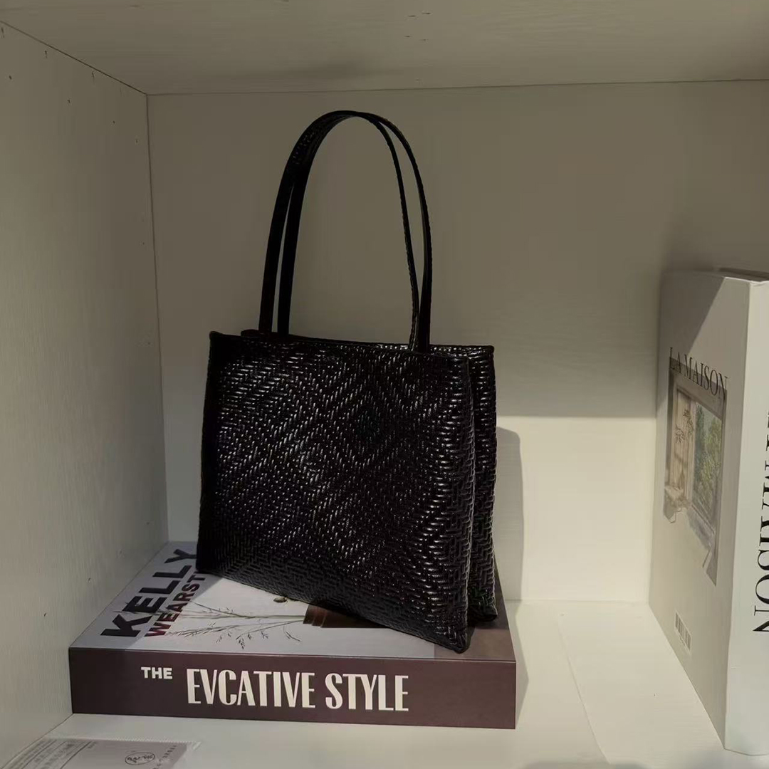 Mendy Hakiki Deri Dokuma Baskı - Leatherwork Designs incelemesi ve fiyatı